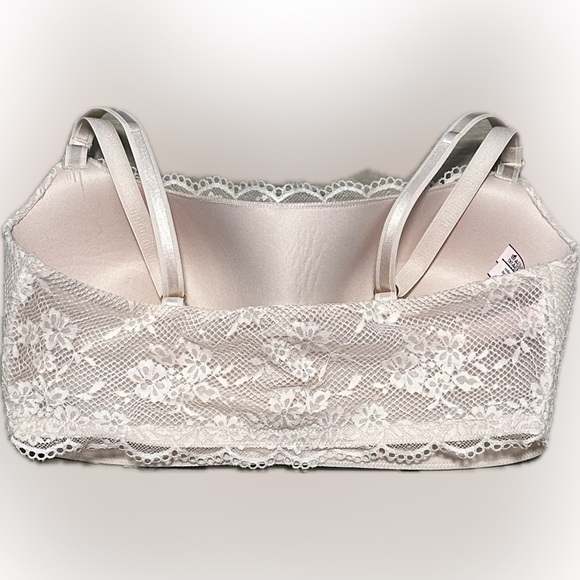 Victoria’s Secret Lined No Wire Lace Bra | Pink - Picture 2 of 11
